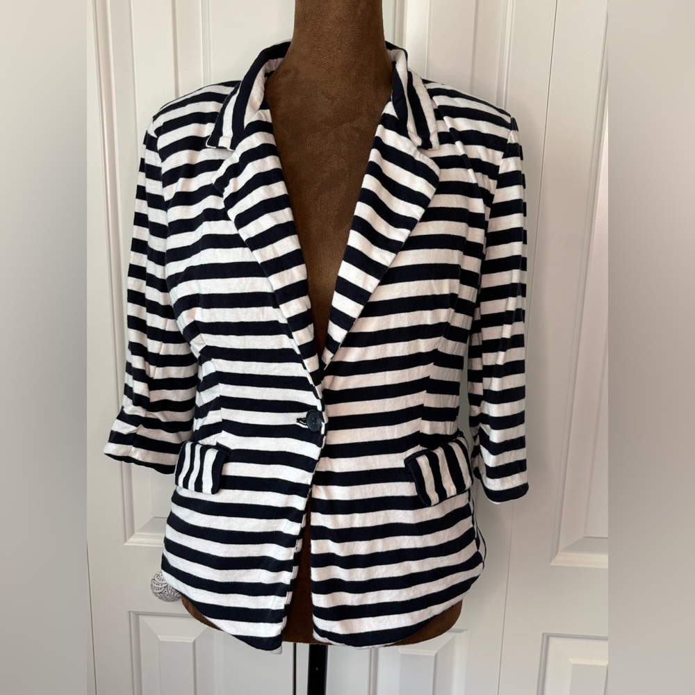 Monteau Los Angeles Striped Black and White Women's Blazer, Size Small